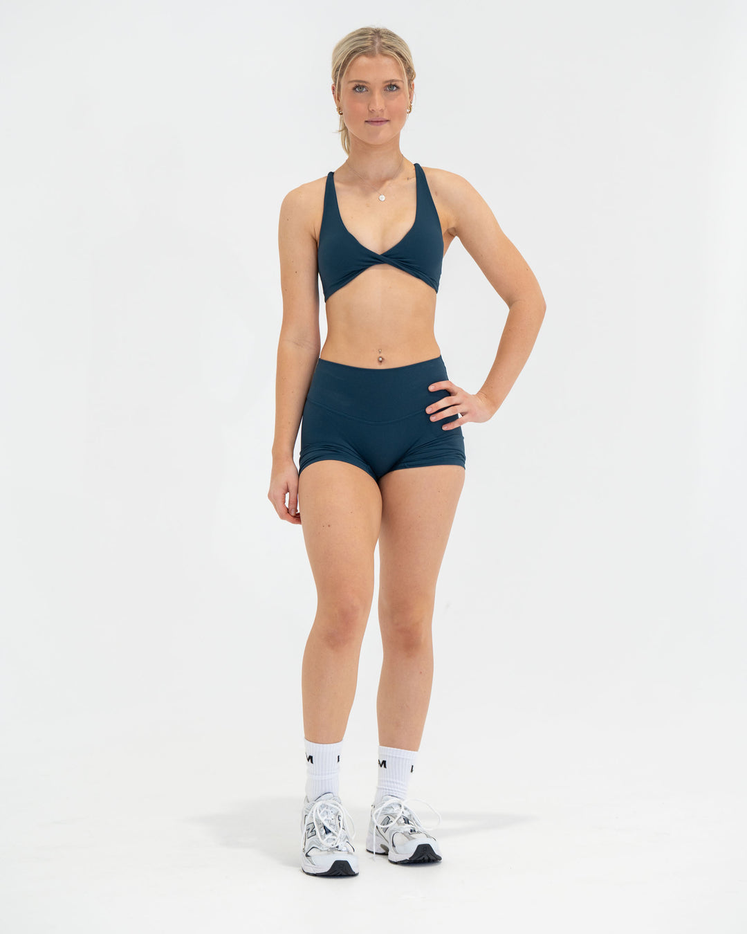 Sculpt Strappy Twist Bra